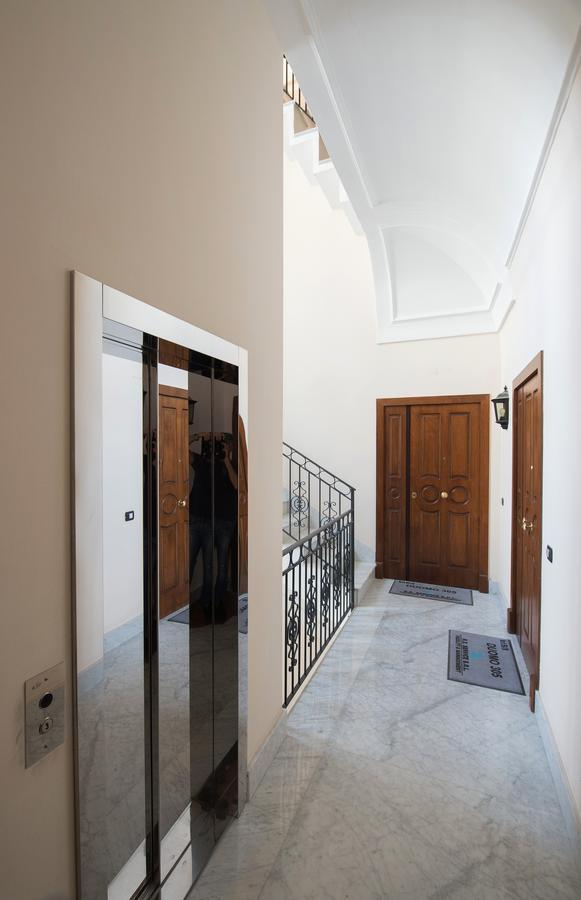 Duomo Regina Apartments 나폴리 외부 사진