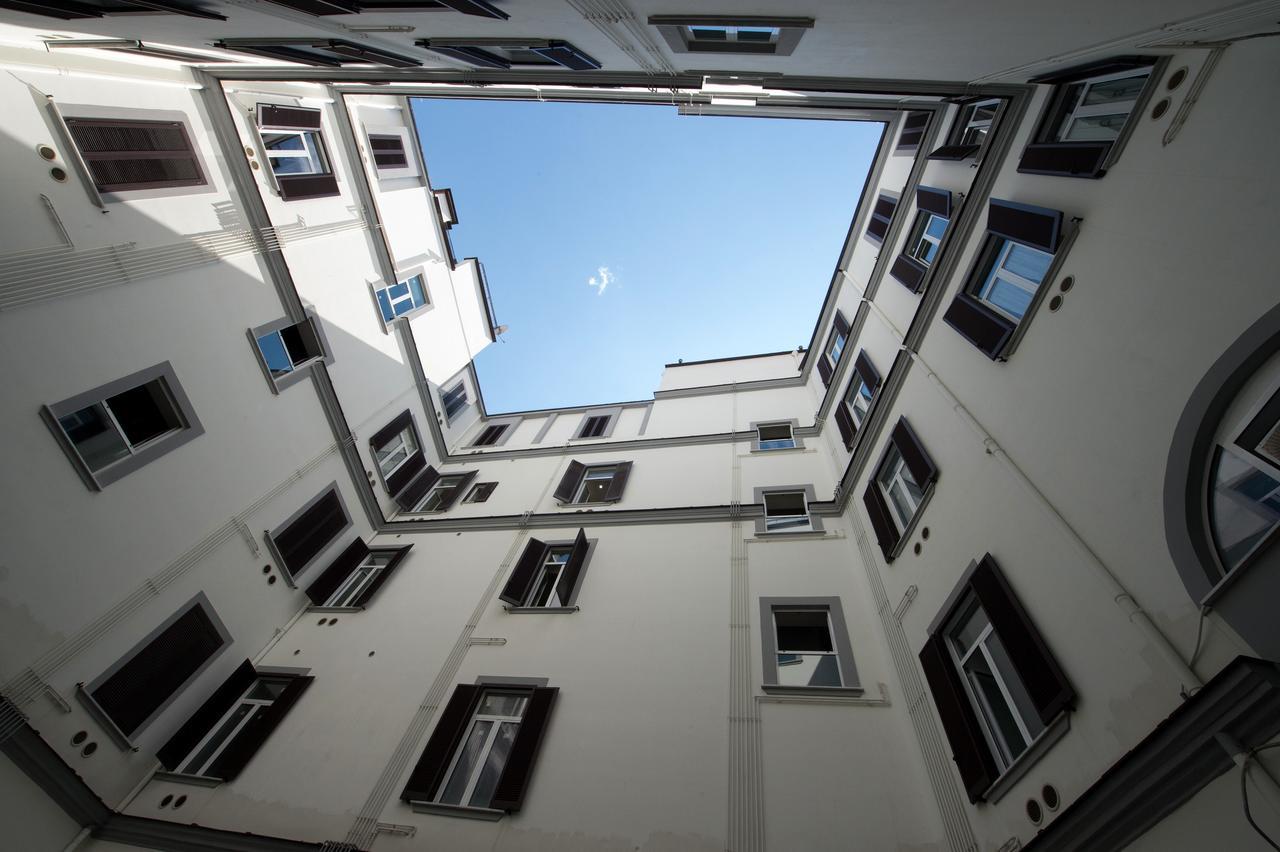Duomo Regina Apartments 나폴리 외부 사진